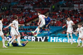 米乐m6官网-意大利豪门战平，争冠形势变得更加激烈的简单介绍