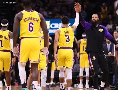 雄鹿队小将表现亮眼，为球队赢得胜利贡献力量