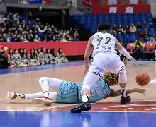 包含马洛卡临危扶壮，主场战胜劲旅豪取三分的词条