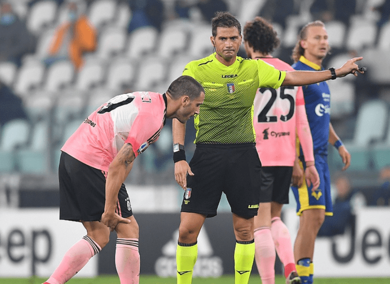 包含博洛尼亚惨遭维罗纳击败，连败局面难以挽回的词条